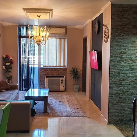Apartment In Yalchin Star Residence Batoemi Buitenkant foto