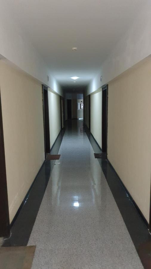 Apartment In Yalchin Star Residence Batoemi Buitenkant foto